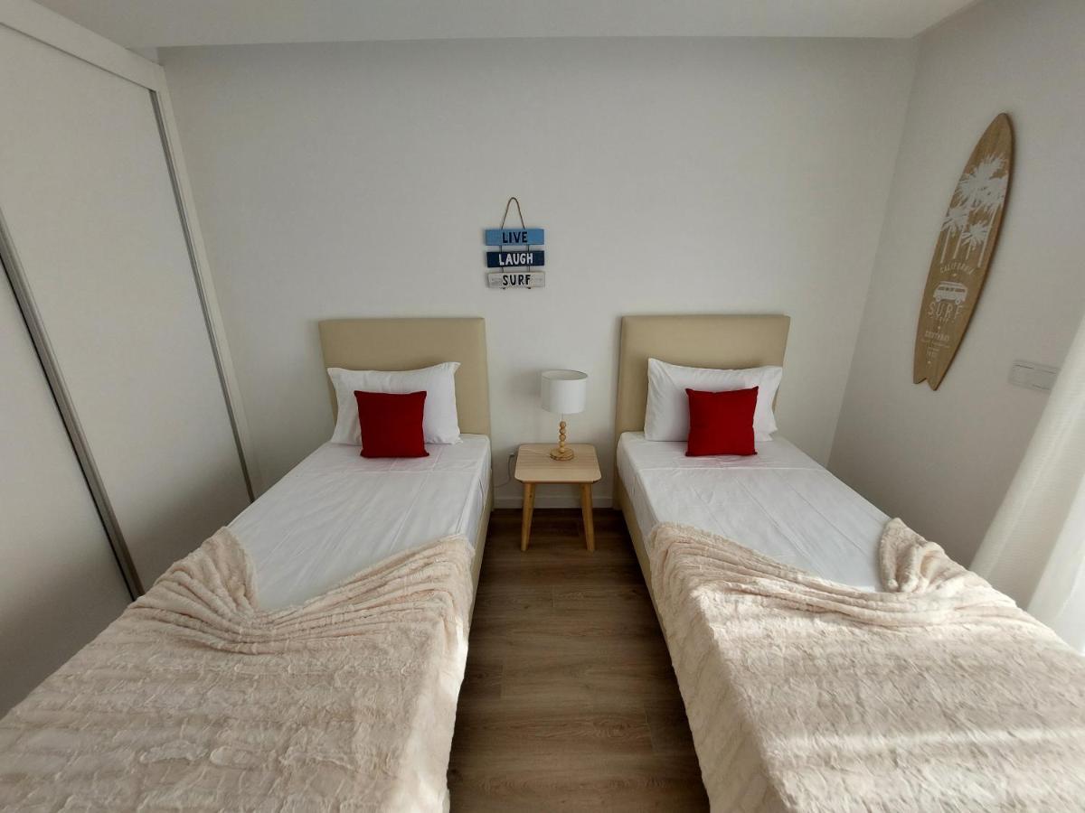 Beach Life Apartment, New, Elegant And Cozy Nazare Bagian luar foto
